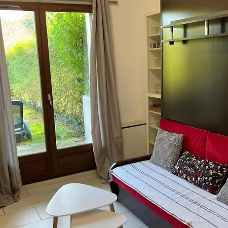 Appartement 2 Pieces Rez-De-Jardin A 2 Pas De La Plage Et De La Thalasso Cabourg Exterior foto