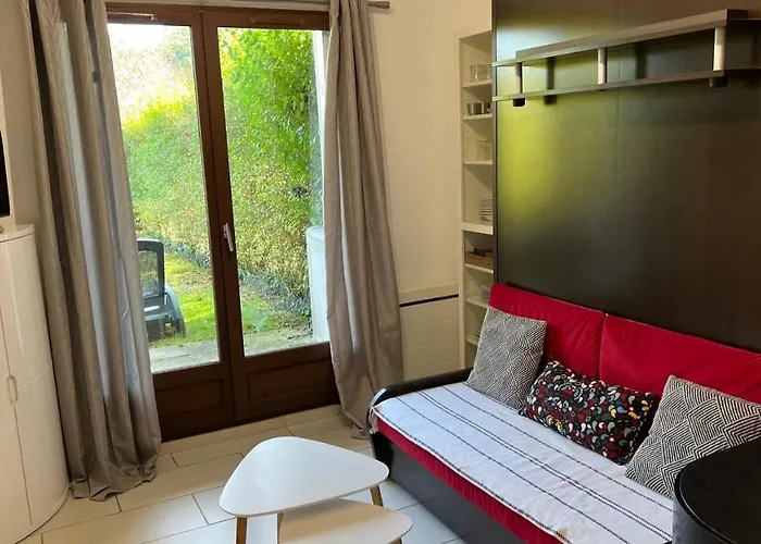 Appartement 2 pièces rez-de-jardin à 2 pas de la plage et de la thalasso