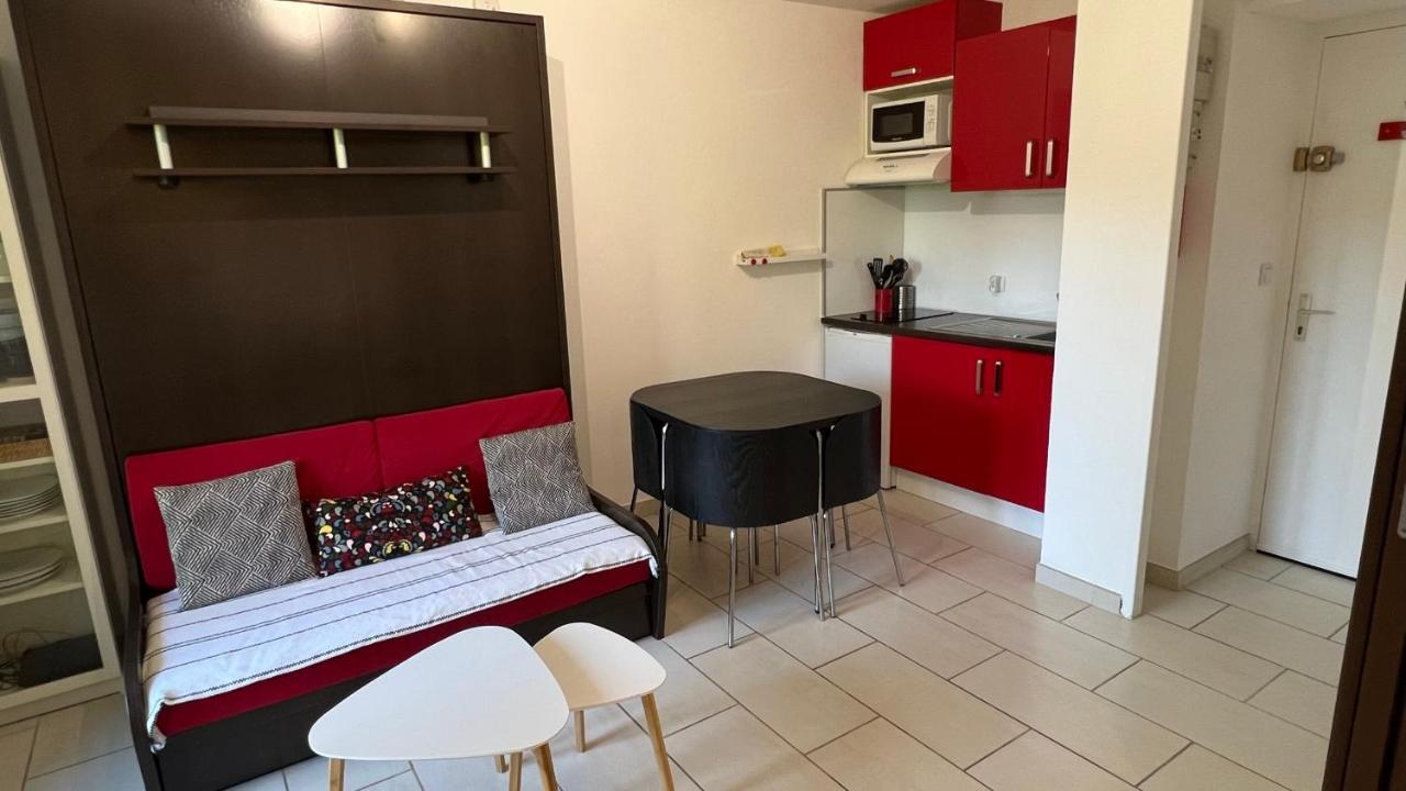 2 Pièces Rez-de-jardin à 2 Pas De La Et De La Thalasso Appartement