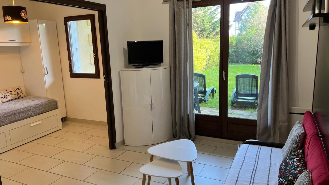 2 Pièces Rez-de-jardin à 2 Pas De La Et De La Thalasso * Cabourg